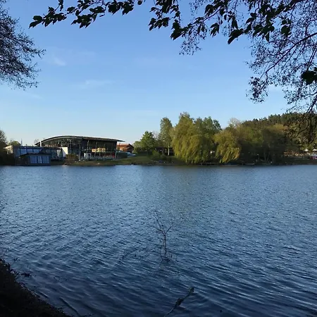 Idyllisches Mit Balkon Und Garten